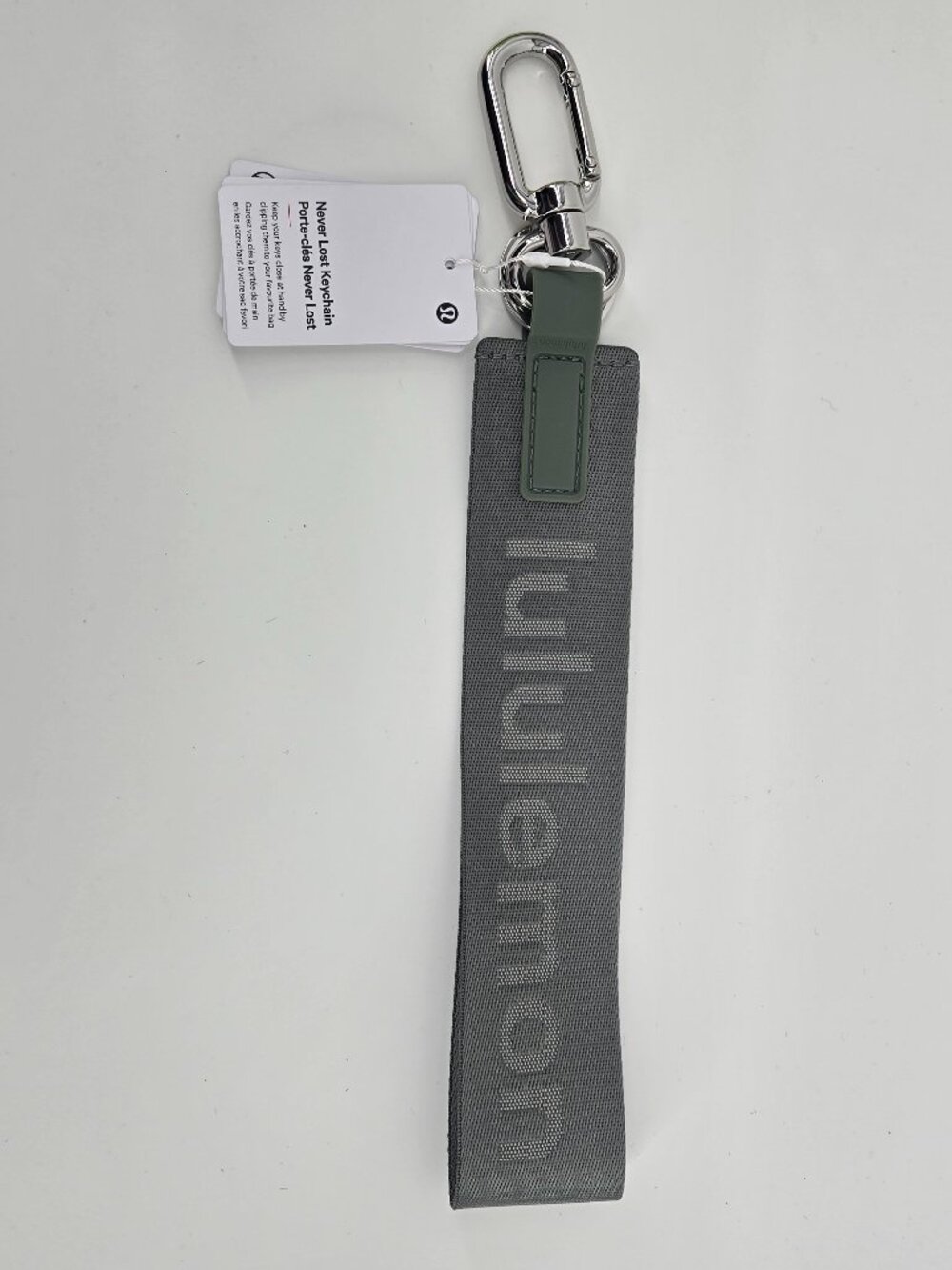 NWT Never Lost Keychain - Willow Leaf / Meadow Haze / Silver